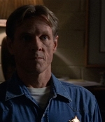 ROSWELL_-_E2X03_SURPRISE_669.jpg