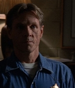 ROSWELL_-_E2X03_SURPRISE_670.jpg