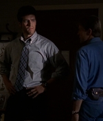 ROSWELL_-_E2X03_SURPRISE_693.jpg