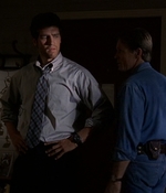 ROSWELL_-_E2X03_SURPRISE_701.jpg