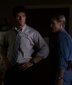 ROSWELL_-_E2X03_SURPRISE_705.jpg