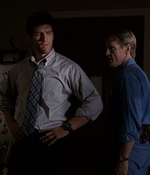 ROSWELL_-_E2X03_SURPRISE_707.jpg