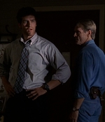ROSWELL_-_E2X03_SURPRISE_718.jpg