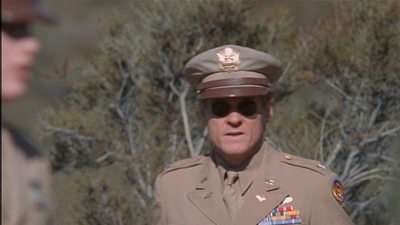 ROSWELL_-_E2X04_SUMMER_OF_47_0005.jpg