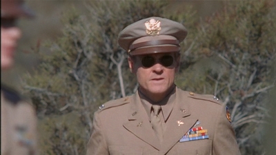 ROSWELL_-_E2X04_SUMMER_OF_47_0008.jpg