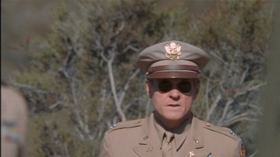 ROSWELL_-_E2X04_SUMMER_OF_47_0012.jpg