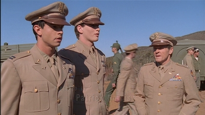 ROSWELL_-_E2X04_SUMMER_OF_47_0152.jpg