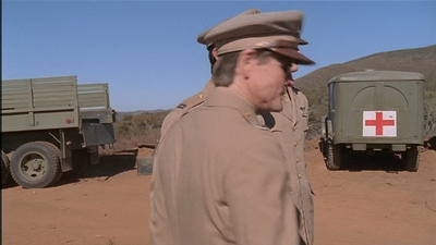 ROSWELL_-_E2X04_SUMMER_OF_47_0300.jpg