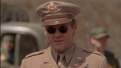 ROSWELL_-_E2X04_SUMMER_OF_47_0401.jpg