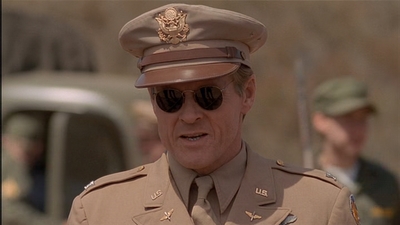 ROSWELL_-_E2X04_SUMMER_OF_47_0402.jpg