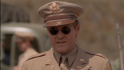 ROSWELL_-_E2X04_SUMMER_OF_47_0407.jpg