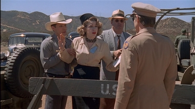 ROSWELL_-_E2X04_SUMMER_OF_47_0414.jpg
