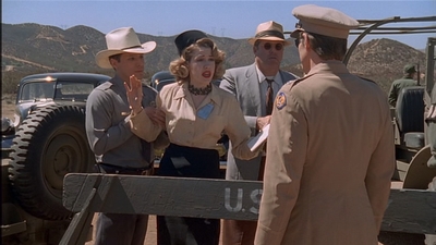 ROSWELL_-_E2X04_SUMMER_OF_47_0416.jpg