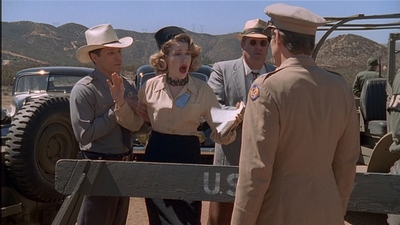 ROSWELL_-_E2X04_SUMMER_OF_47_0418.jpg