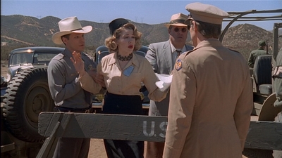 ROSWELL_-_E2X04_SUMMER_OF_47_0419.jpg