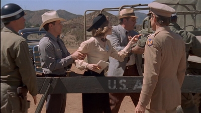 ROSWELL_-_E2X04_SUMMER_OF_47_0451.jpg