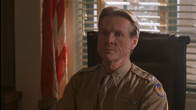 ROSWELL_-_E2X04_SUMMER_OF_47_0509.jpg