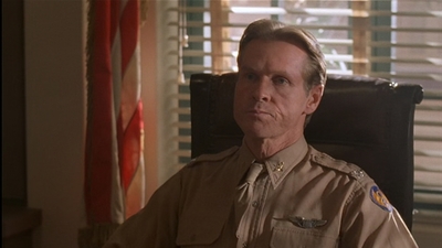 ROSWELL_-_E2X04_SUMMER_OF_47_0528.jpg
