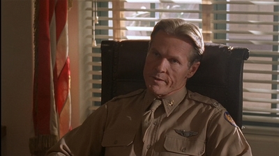 ROSWELL_-_E2X04_SUMMER_OF_47_0576.jpg