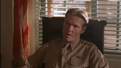 ROSWELL_-_E2X04_SUMMER_OF_47_0590.jpg