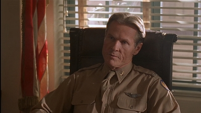 ROSWELL_-_E2X04_SUMMER_OF_47_0600.jpg