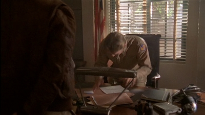 ROSWELL_-_E2X04_SUMMER_OF_47_0621.jpg