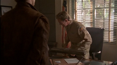 ROSWELL_-_E2X04_SUMMER_OF_47_0627.jpg