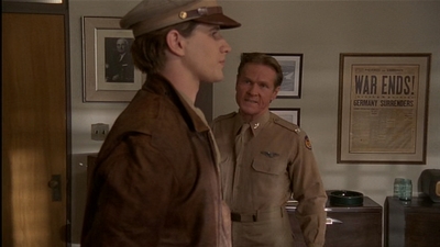 ROSWELL_-_E2X04_SUMMER_OF_47_0686.jpg