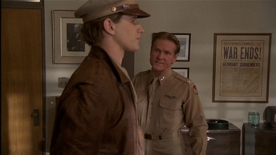 ROSWELL_-_E2X04_SUMMER_OF_47_0687.jpg
