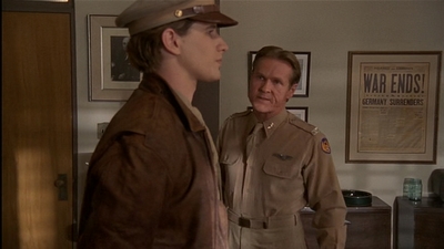 ROSWELL_-_E2X04_SUMMER_OF_47_0690.jpg