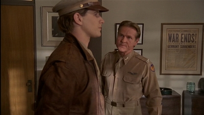 ROSWELL_-_E2X04_SUMMER_OF_47_0692.jpg