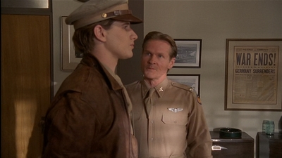 ROSWELL_-_E2X04_SUMMER_OF_47_0716.jpg