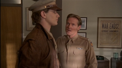 ROSWELL_-_E2X04_SUMMER_OF_47_0722.jpg