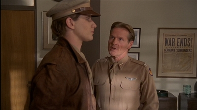 ROSWELL_-_E2X04_SUMMER_OF_47_0724.jpg