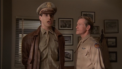 ROSWELL_-_E2X04_SUMMER_OF_47_0831.jpg