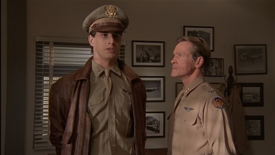 ROSWELL_-_E2X04_SUMMER_OF_47_0833.jpg
