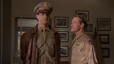 ROSWELL_-_E2X04_SUMMER_OF_47_0839.jpg