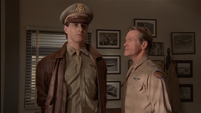 ROSWELL_-_E2X04_SUMMER_OF_47_0860.jpg