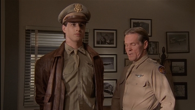 ROSWELL_-_E2X04_SUMMER_OF_47_0888.jpg