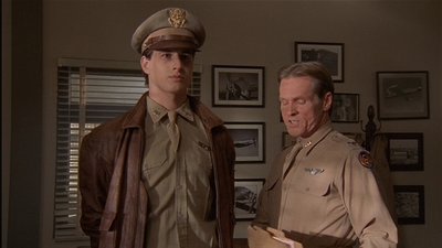 ROSWELL_-_E2X04_SUMMER_OF_47_0896.jpg