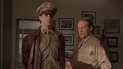 ROSWELL_-_E2X04_SUMMER_OF_47_0899.jpg
