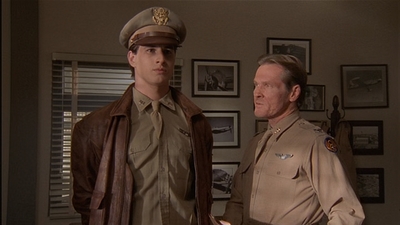 ROSWELL_-_E2X04_SUMMER_OF_47_0904.jpg