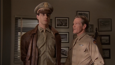 ROSWELL_-_E2X04_SUMMER_OF_47_0908.jpg