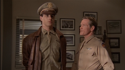 ROSWELL_-_E2X04_SUMMER_OF_47_0917.jpg