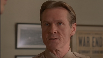 ROSWELL_-_E2X04_SUMMER_OF_47_0950.jpg