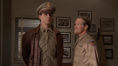 ROSWELL_-_E2X04_SUMMER_OF_47_0977.jpg