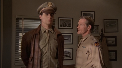 ROSWELL_-_E2X04_SUMMER_OF_47_0987.jpg