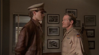 ROSWELL_-_E2X04_SUMMER_OF_47_0991.jpg