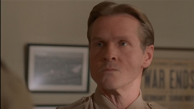 ROSWELL_-_E2X04_SUMMER_OF_47_1002.jpg