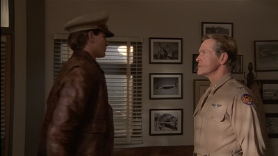 ROSWELL_-_E2X04_SUMMER_OF_47_1015.jpg